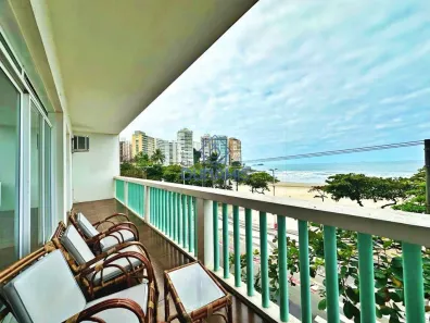 Apartamento com 5 Quartos à venda, 200m² no Pitangueiras, Guarujá