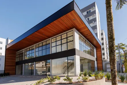 Sala Comercial à venda, 90m² no Anita Garibaldi, Joinville