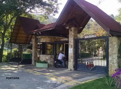 Casa de Condomínio com 4 Quartos à venda, 400m² no , Joanópolis