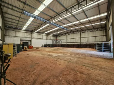 Galpão/Depósito/Armazém à venda, 6500m² no Distrito Industrial, Juiz de Fora