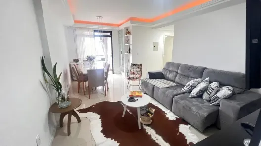 Apartamento com 2 Quartos à venda, 76m² no Capoeiras, Florianópolis