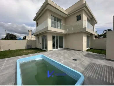 Sobrado com 3 Quartos à venda, 125m² no , Matinhos