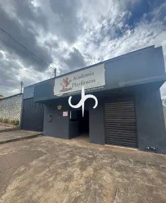 Galpão/Depósito/Armazém com 1 Quarto à venda, 300m² no Loteamento Residencial Victor Braga, Anápolis