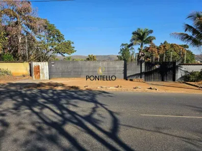Fazenda/Sítio com 3 Quartos à venda, 300m² no Centro, Sete Lagoas