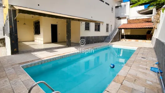 Casa com 4 Quartos para alugar, 120m² no São Francisco, Niterói