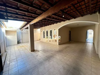Casa com 3 Quartos à venda, 165m² no Jardim Portugal, São José dos Campos