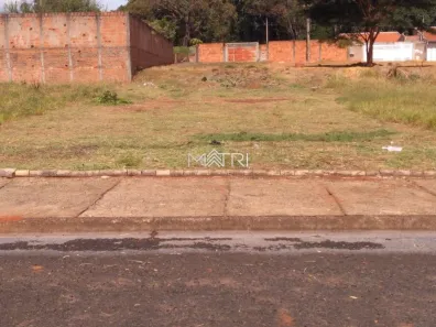 Lote/Terreno à venda, 300m² no Jardim Maria Luiza III, Araraquara
