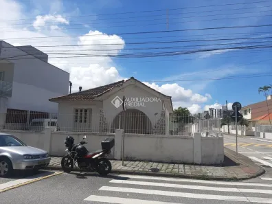 Casa com 3 Quartos à venda, 300m² no Balneário, Florianópolis