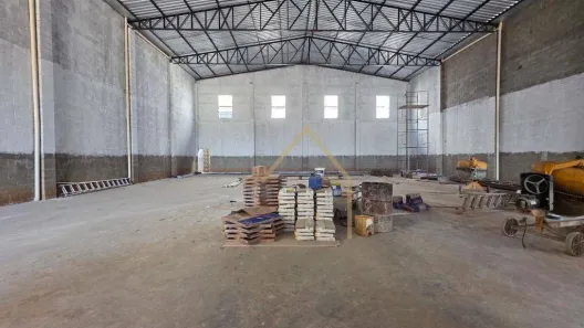 Galpão/Depósito/Armazém para alugar, 640m² no Vila Bertini, Americana