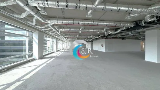 Sala Comercial para alugar, 596m² no Vila Gertrudes, São Paulo