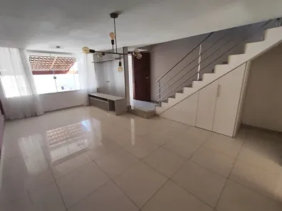 Casa com 3 Quartos à venda, 150m² no Jardim Vitória, Macaé