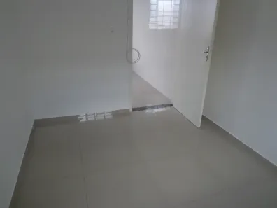 Casa com 1 Quarto para alugar, 35m² no Pineville, Pinhais