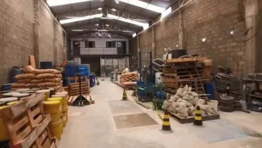 Galpão/Depósito/Armazém à venda, 663m² no Chácaras Reunidas, São José dos Campos