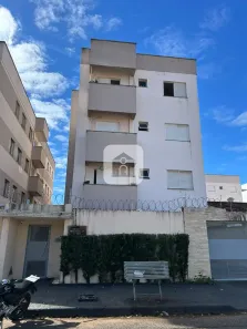 Apartamento com 2 Quartos para alugar, 55m² no Santa Mônica, Uberlândia