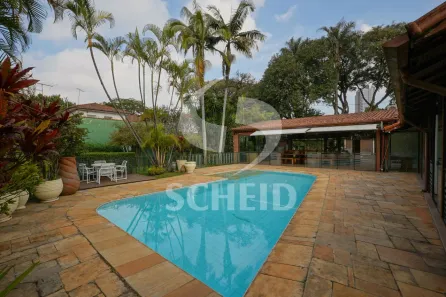 Casa com 4 Quartos para alugar, 800m² no Vila Cordeiro, São Paulo