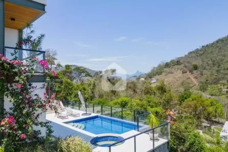 Casa com 6 Quartos à venda, 500m² no Itaipava, Petrópolis