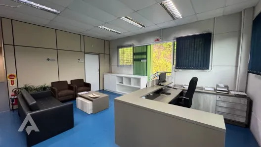 Sala Comercial para alugar, 160m² no Vorstadt, Blumenau