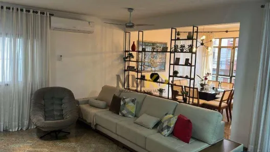 Casa com 4 Quartos à venda, 182m² no Embaré, Santos