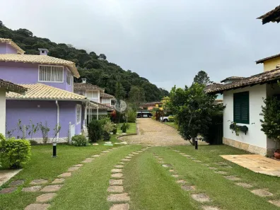 Casa de Condomínio com 3 Quartos à venda, 128m² no Albuquerque, Teresópolis