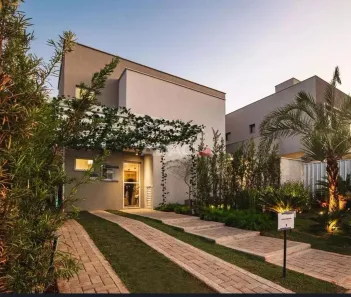 Casa de Condomínio com 3 Quartos à venda, 150m² no Papillon Park, Aparecida de Goiânia