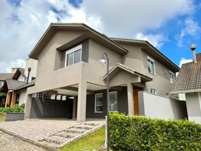 Sobrado com 4 Quartos à venda, 230m² no Santa Felicidade, Curitiba