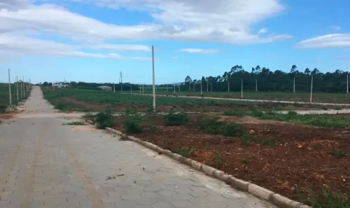 Lote/Terreno à venda, 360m² no São Defende, Criciúma