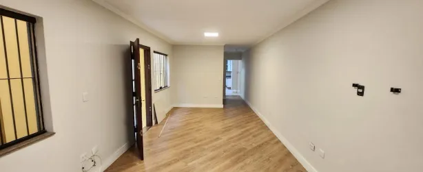 Sobrado com 3 Quartos para alugar, 120m² no Chácara Seis de Outubro, São Paulo