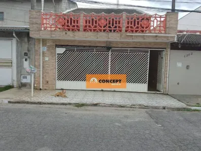 Sobrado com 4 Quartos à venda, 250m² no Jardim dos Ipês, Suzano