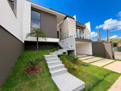 Casa com 3 Quartos à venda, 230m² no Jardim Amália, Volta Redonda