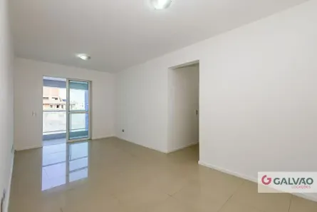 Apartamento com 2 Quartos para alugar, 98m² no Água Verde, Curitiba