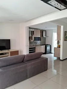 Casa de Condomínio com 3 Quartos à venda, 140m² no São João, Jacareí