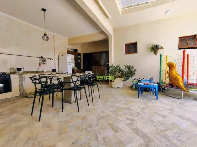 Casa com 3 Quartos à venda, 218m² no Vila Sabesp, Piracaia