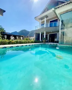 Casa de Condomínio com 4 Quartos para alugar, 220m² no Vargem Pequena, Rio de Janeiro