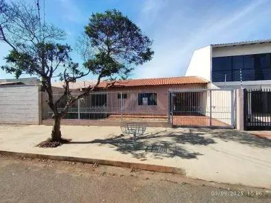 Casa com 3 Quartos à venda, 140m² no Bandeirantes, Londrina
