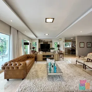 Casa de Condomínio com 4 Quartos à venda, 679m² no América, Joinville