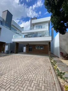 Casa de Condomínio com 3 Quartos para alugar, 300m² no Pedra Redonda, Porto Alegre