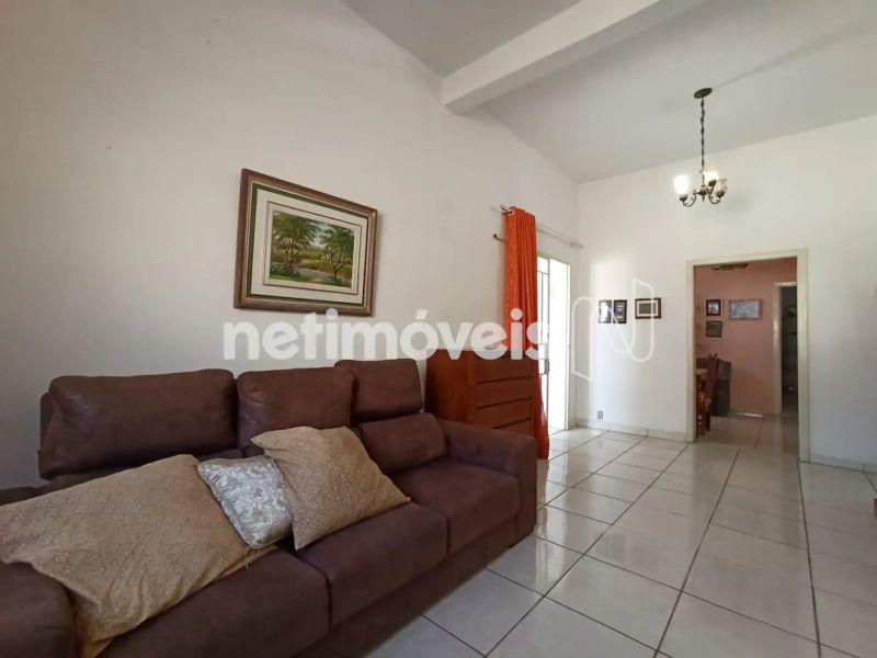 Casa com 5 quartos — Santo André, Belo Horizonte