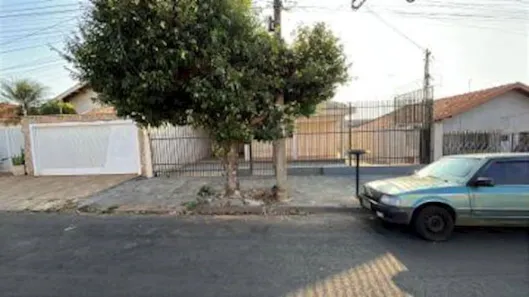 Casa com 3 Quartos à venda, 176m² no Jardim Alvorada, Matão