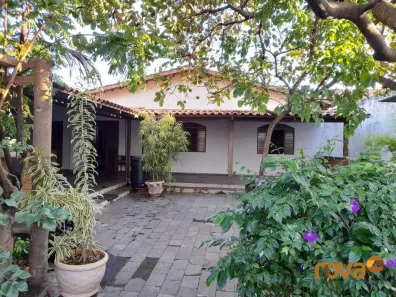 Casa com 4 Quartos à venda, 305m² no Jardim América, Goiânia