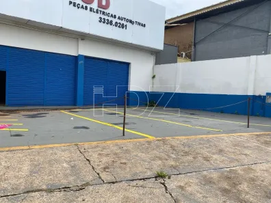 Sala Comercial para alugar, 401m² no Centro, Araraquara