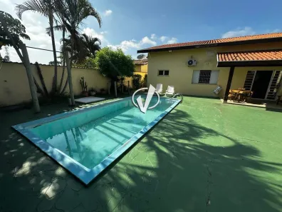 Casa com 4 Quartos à venda, 300m² no Jardim Residencial Doutor Lessa, Pindamonhangaba