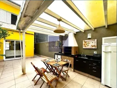 Casa com 3 Quartos para alugar, 198m² no Campo Belo, São Paulo