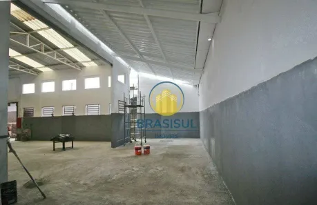 Galpão/Depósito/Armazém para venda ou aluguel, 363m² no Interlagos, São Paulo