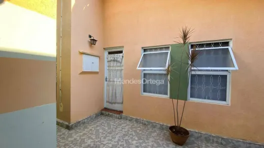 Casa com 2 Quartos para alugar, 70m² no Jardim Sandra, Sorocaba