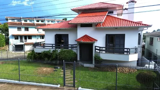 Casa com 4 Quartos à venda, 402m² no Presidente Vargas, Caxias do Sul