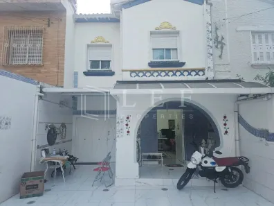Casa com 4 Quartos para alugar, 243m² no Campos Elíseos, São Paulo