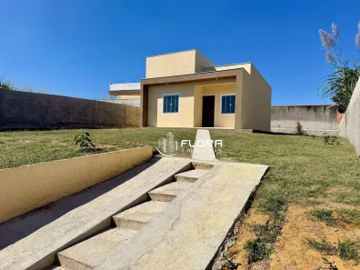Casa com 2 Quartos à venda, 71m² no Jacaroá, Maricá