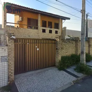 Casa com 5 Quartos à venda, 220m² no Tauape, Fortaleza