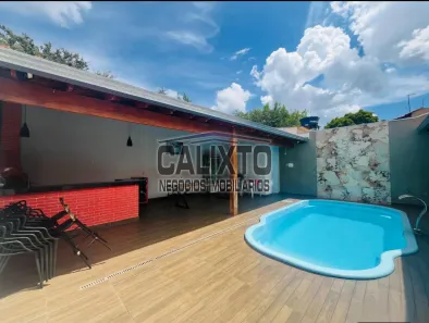 Casa com 2 Quartos à venda, 128m² no Jardim Brasília, Uberlândia