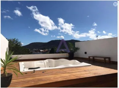 Sobrado com 4 Quartos para alugar, 310m² no Campeche, Florianópolis
